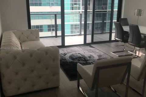 Condominio en venta en Miami, Florida, 2 dormitorios, 77.57 m2 № 2033118 - foto 5