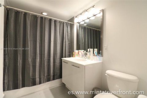 Condo in Miami, Florida, 3 bedrooms № 1935461 - photo 11