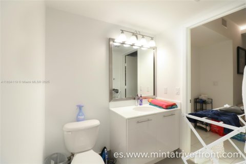 Condo in Miami, Florida, 3 bedrooms № 1935461 - photo 10