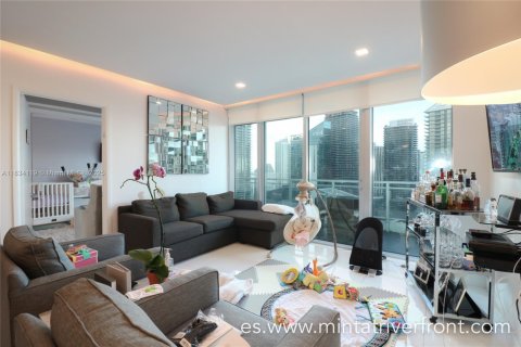 Condo in Miami, Florida, 3 bedrooms № 1935461 - photo 4