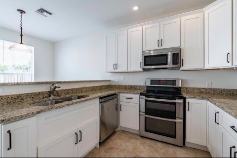 House in West Palm Beach, Florida 3 bedrooms, 155.52 sq.m. № 2290378 - photo 8