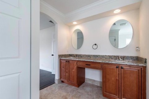 House in West Palm Beach, Florida 3 bedrooms, 155.52 sq.m. № 2290378 - photo 6