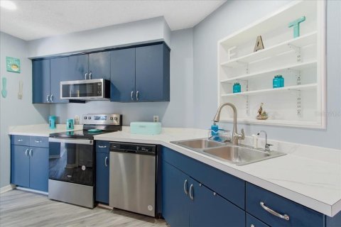 Villa ou maison à vendre à Deltona, Floride: 3 chambres, 112.78 m2 № 2151355 - photo 11