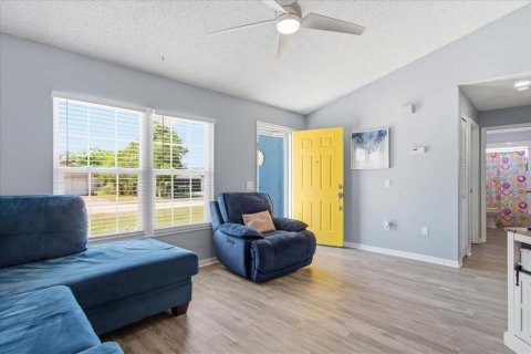 Villa ou maison à vendre à Deltona, Floride: 3 chambres, 112.78 m2 № 2151355 - photo 8