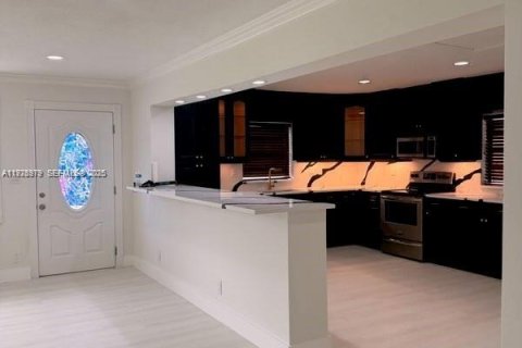 Casa en venta en Fort Lauderdale, Florida, 3 dormitorios, 138.05 m2 № 1989860 - foto 4