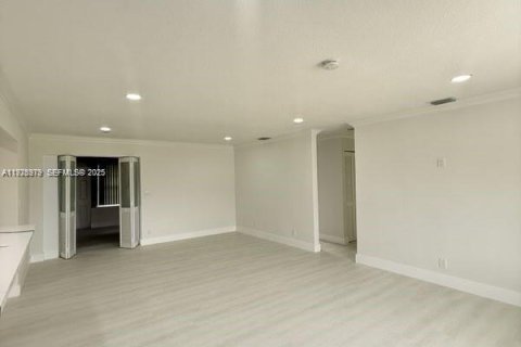 Casa en venta en Fort Lauderdale, Florida, 3 dormitorios, 138.05 m2 № 1989860 - foto 22