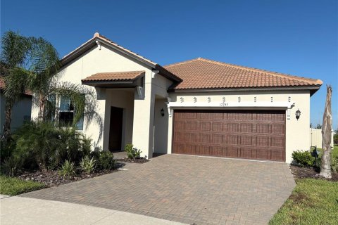 Casa en venta en Wimauma, Florida, 3 dormitorios, 197.7 m2 № 1895042 - foto 1