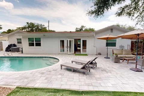 House in Winter Park, Florida 4 bedrooms, 181.62 sq.m. № 2149479 - photo 12