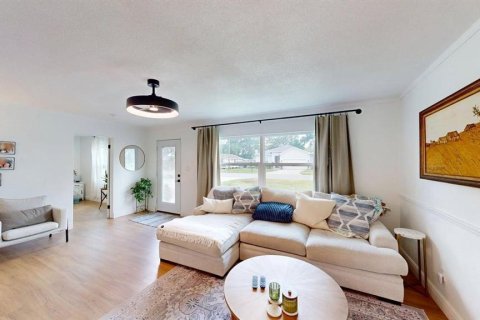 House in Winter Park, Florida 4 bedrooms, 181.62 sq.m. № 2149479 - photo 18