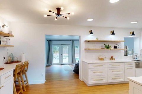 House in Winter Park, Florida 4 bedrooms, 181.62 sq.m. № 2149479 - photo 25
