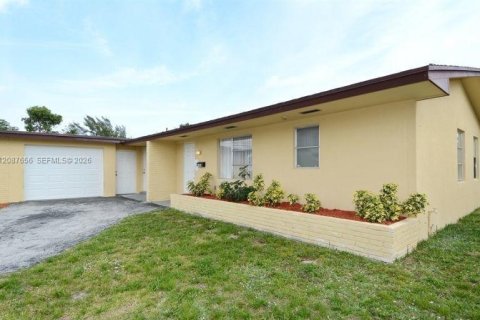 Villa ou maison à West Palm Beach, Floride 3 chambres, 142.05 m2 № 2389998