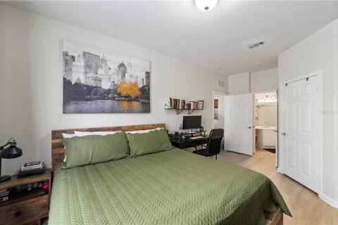 Condominio en venta en Orlando, Florida, 3 dormitorios, 115.85 m2 № 2099082 - foto 5