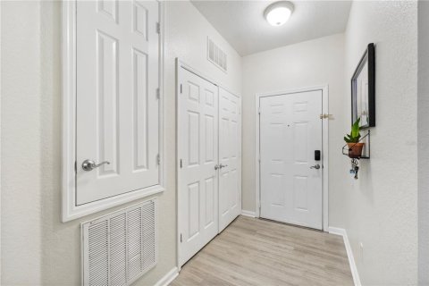 Condominio en venta en Orlando, Florida, 3 dormitorios, 115.85 m2 № 2099082 - foto 12