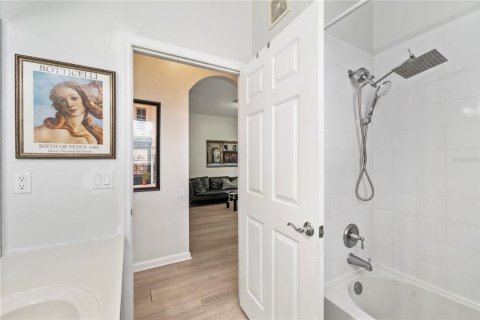 Condominio en venta en Orlando, Florida, 3 dormitorios, 115.85 m2 № 2099082 - foto 10