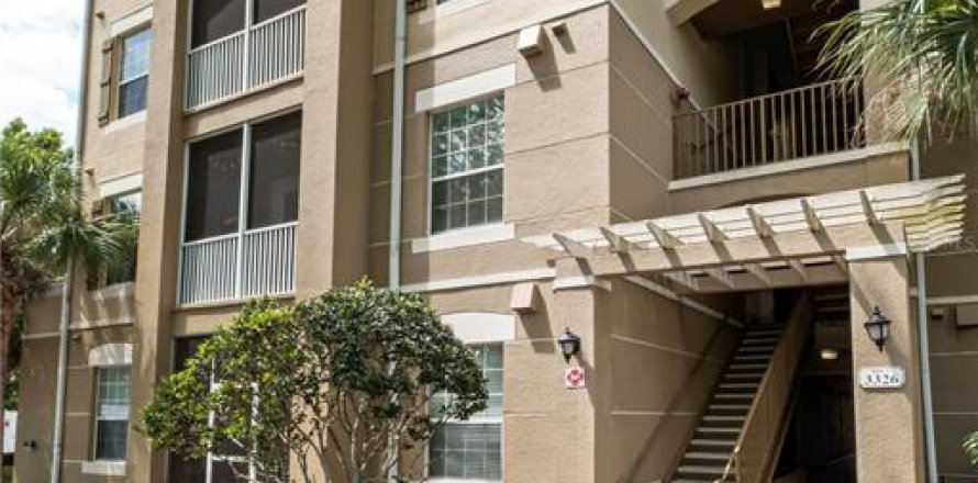 Condominio en Orlando, Florida, 3 dormitorios  № 2099082