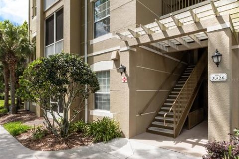 Condominio en venta en Orlando, Florida, 3 dormitorios, 115.85 m2 № 2099082 - foto 2