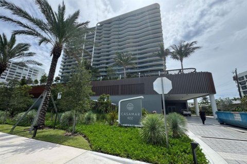 Commercial property in Pompano Beach, Florida № 2174181 - photo 2