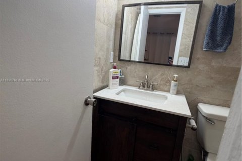 Casa en venta en Deerfield Beach, Florida, 3 dormitorios, 106.65 m2 № 1947818 - foto 10