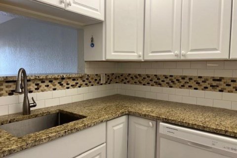 Condo in Coral Springs, Florida, 2 bedrooms  № 2250226