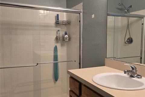 Townhouse in Clermont, Florida 3 bedrooms, 138.8 sq.m. № 2383840 - photo 16