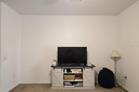 Townhouse in Clermont, Florida 3 bedrooms, 138.8 sq.m. № 2383840 - photo 10
