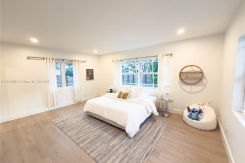 Casa en alquiler en Miami Shores, Florida, 3 dormitorios, 199.83 m2 № 1944865 - foto 7