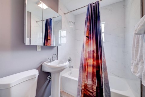 Appartement à louer à St. Lucie, Floride: 2 chambres, 75.16 m2 № 2145959 - photo 18