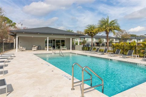 Adosado en venta en Kissimmee, Florida, 4 dormitorios, 165.18 m2 № 1904043 - foto 2