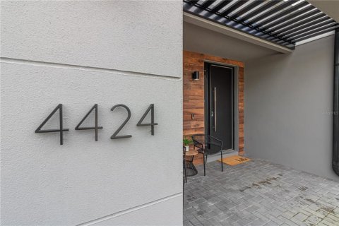 Adosado en venta en Kissimmee, Florida, 4 dormitorios, 165.18 m2 № 1904043 - foto 4