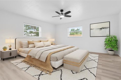 House in Saint Petersburg, Florida 2 bedrooms, 91.97 sq.m. № 1916087 - photo 12