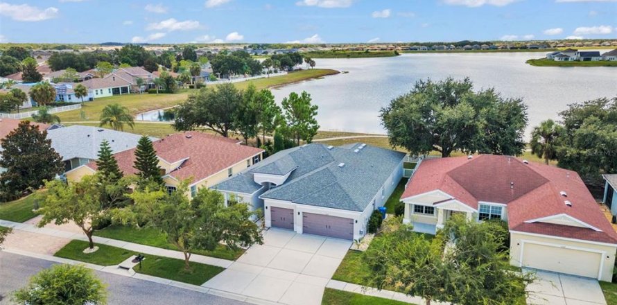 House in Riverview, Florida 4 bedrooms, 211.91 sq.m. № 1876319