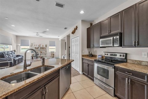 House in Riverview, Florida 4 bedrooms, 211.91 sq.m. № 1876319 - photo 6