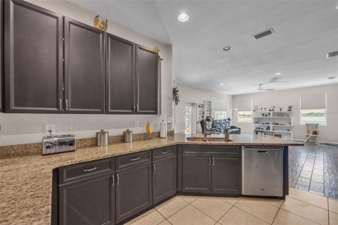 House in Riverview, Florida 4 bedrooms, 211.91 sq.m. № 1876319 - photo 22