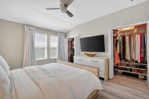 Townhouse in Clearwater, Florida 2 bedrooms, 145.95 sq.m. № 2144730 - photo 27
