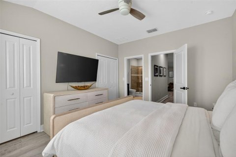 Townhouse in Clearwater, Florida 2 bedrooms, 145.95 sq.m. № 2144730 - photo 28