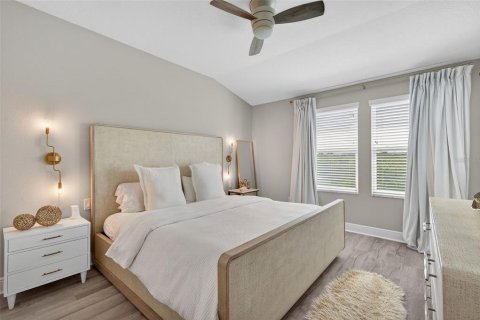 Townhouse in Clearwater, Florida 2 bedrooms, 145.95 sq.m. № 2144730 - photo 25