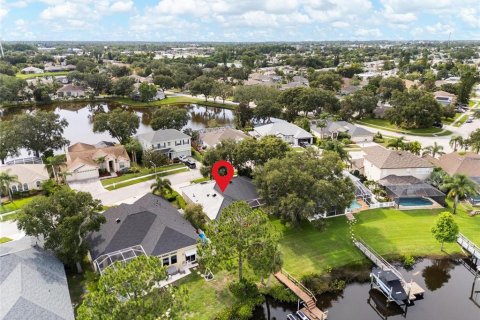 House in Tarpon Springs, Florida 3 bedrooms, 184.41 sq.m. № 1831264 - photo 11