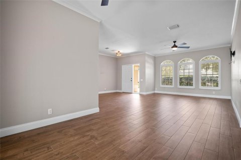 House in Tarpon Springs, Florida 3 bedrooms, 184.41 sq.m. № 1831264 - photo 13