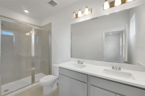 Townhouse in San Antonio, Florida 3 bedrooms, 148.83 sq.m. № 2402749 - photo 20