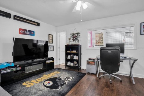 Condo in Saint Petersburg, Florida, 2 bedrooms  № 1566069 - photo 21