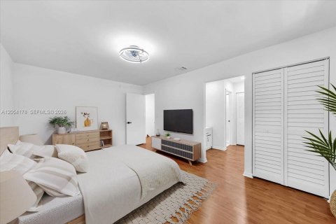 Villa ou maison à louer à Cooper City, Floride: 3 chambres, 120.96 m2 № 2181348 - photo 7