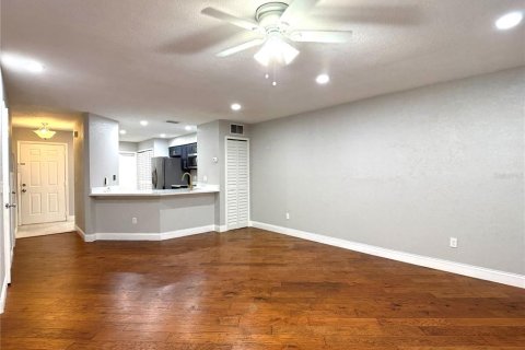 Copropriété à louer à Orlando, Floride: 2 chambres, 114.08 m2 № 2109437 - photo 8