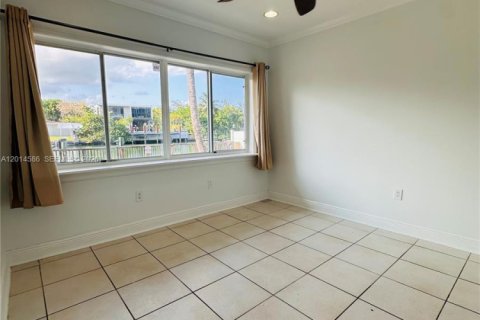 Apartment in Miami Beach, Florida 2 bedrooms, 116.13 sq.m. № 2076296 - photo 14
