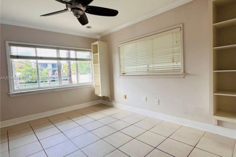 Apartment in Miami Beach, Florida 2 bedrooms, 116.13 sq.m. № 2076296 - photo 17