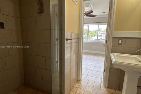 Apartment in Miami Beach, Florida 2 bedrooms, 116.13 sq.m. № 2076296 - photo 21