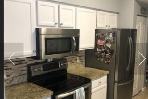 Condominio en alquiler en West Palm Beach, Florida, 2 dormitorios, 106 m2 № 1139287 - foto 1