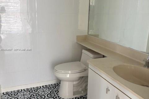 Condo in Miami, Florida, 2 bedrooms № 2090794 - photo 26