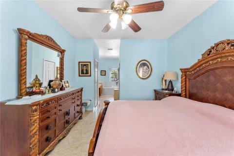 House in Kissimmee, Florida 3 bedrooms, 208.01 sq.m. № 2225409 - photo 25