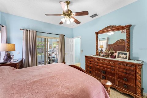 House in Kissimmee, Florida 3 bedrooms, 208.01 sq.m. № 2225409 - photo 26
