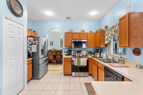 House in Kissimmee, Florida 3 bedrooms, 208.01 sq.m. № 2225409 - photo 14